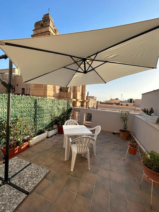 La Casa In Piazza Hotell Terrasini Eksteriør bilde